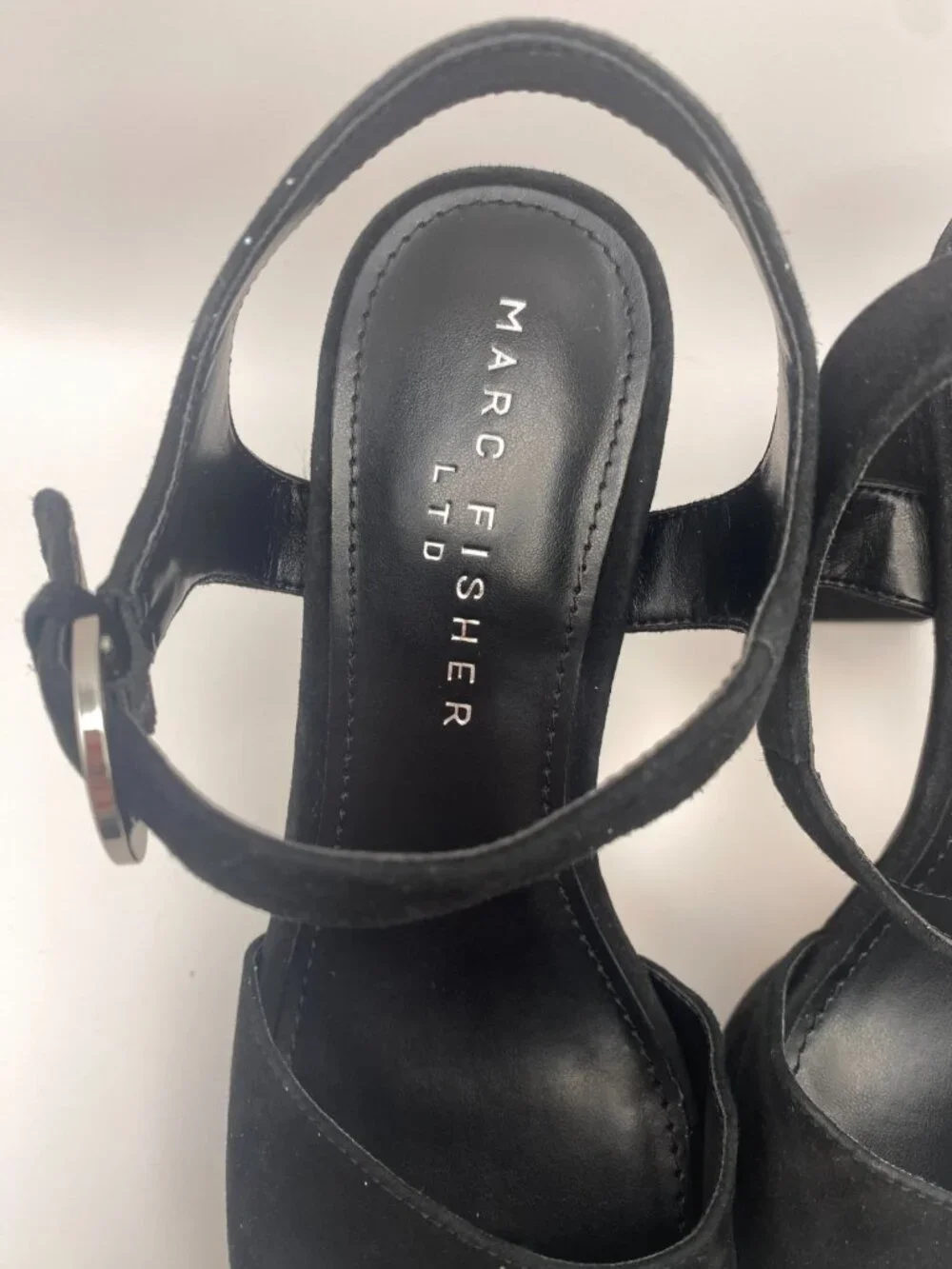 Marc Fisher LTD Women Cinthia Black Leather Platform Heel Sandal Sz 7